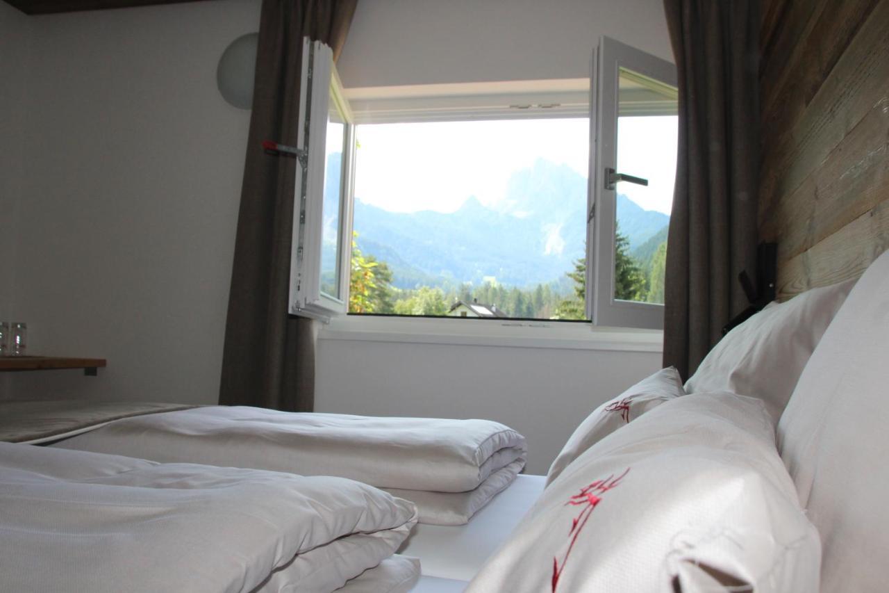 Hotel Garni Bergblick Braies  Exteriér fotografie
