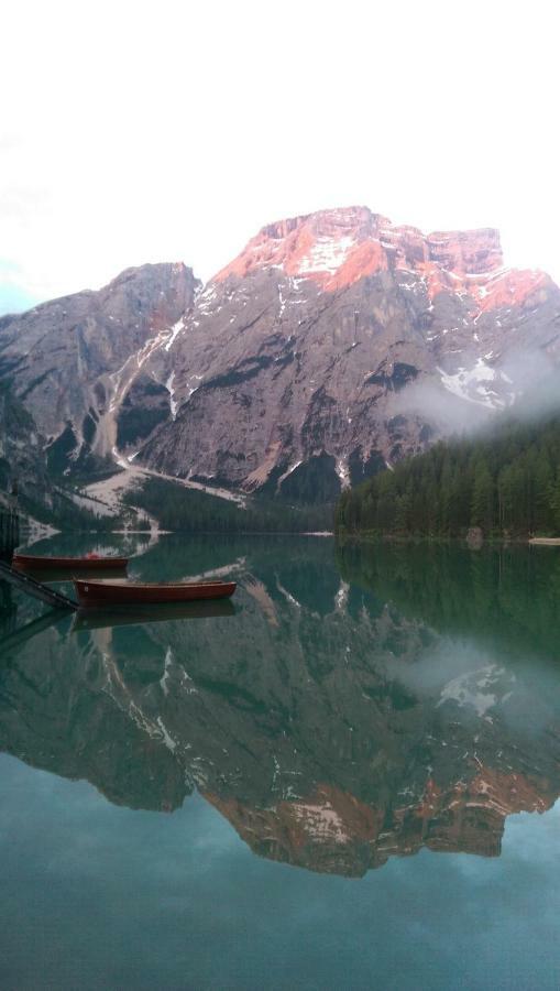 Hotel Garni Bergblick Braies  Exteriér fotografie